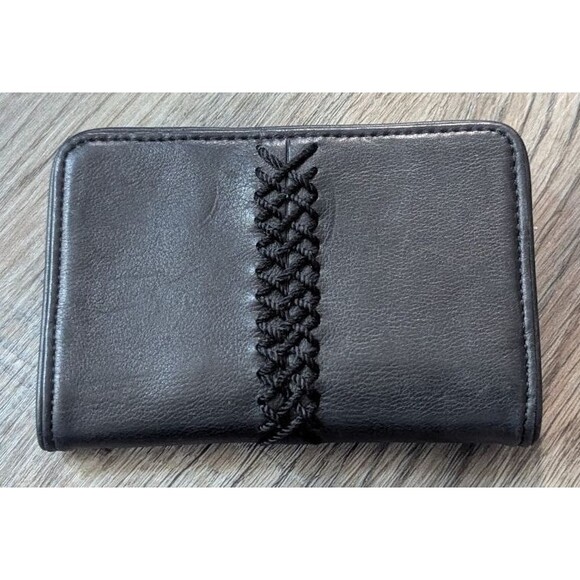 EUC THE SAK Fernwood BI-FOLD Wallet Black Leather - Picture 1 of 3